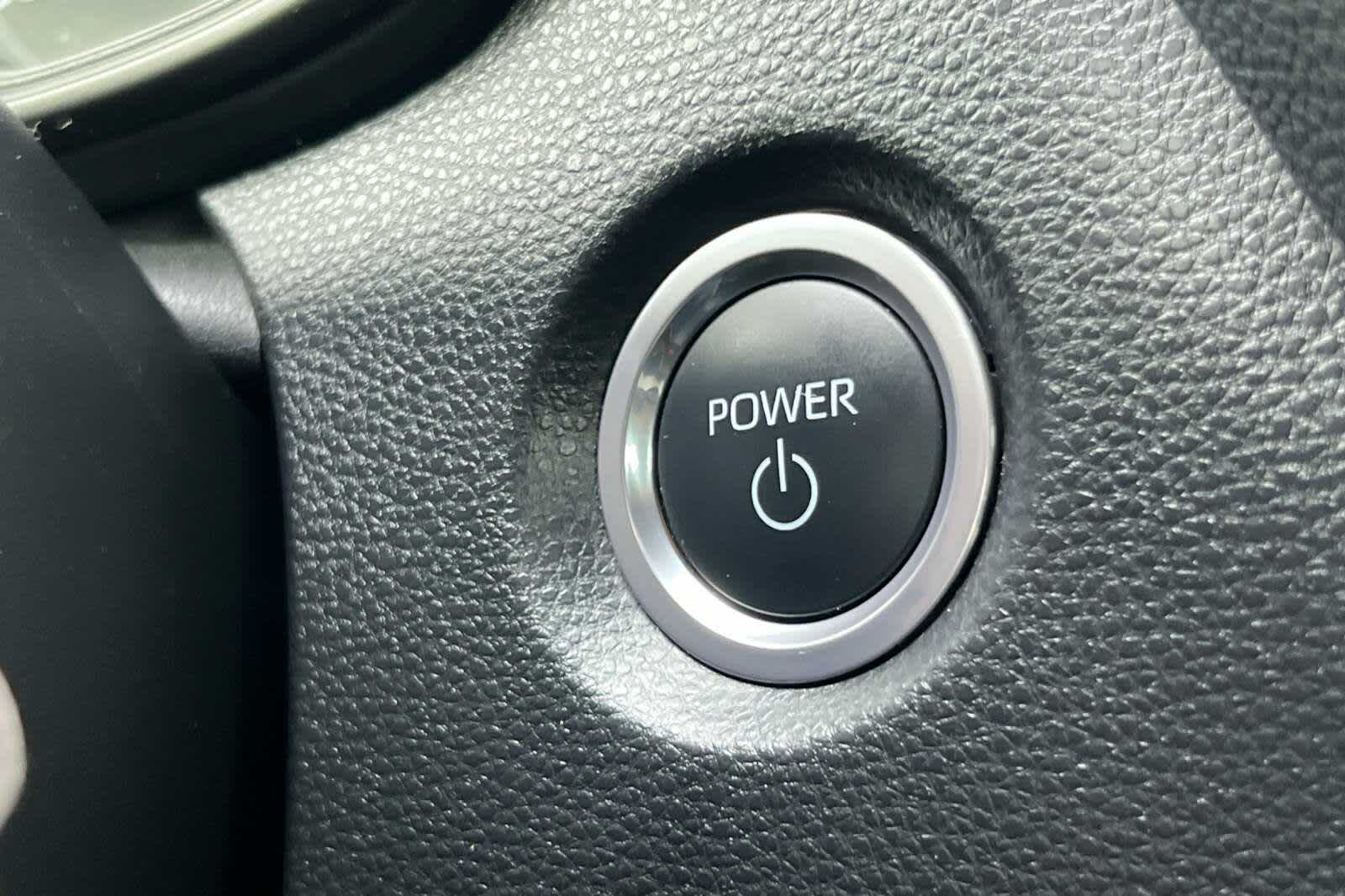 Vehicle image 22 of 29