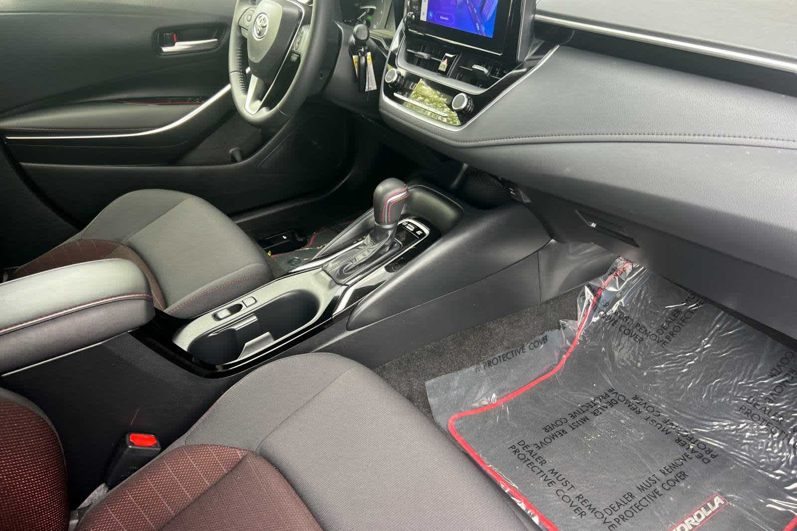 Vehicle image 15 of 29