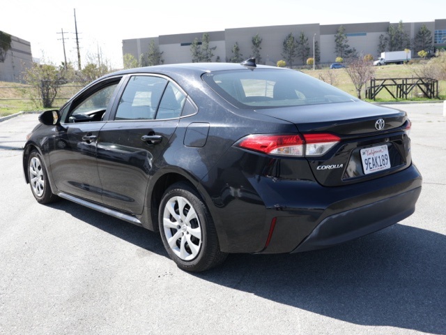 Vehicle image 8 of 31