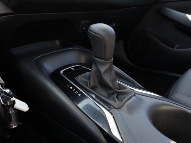 Vehicle image 27 of 31