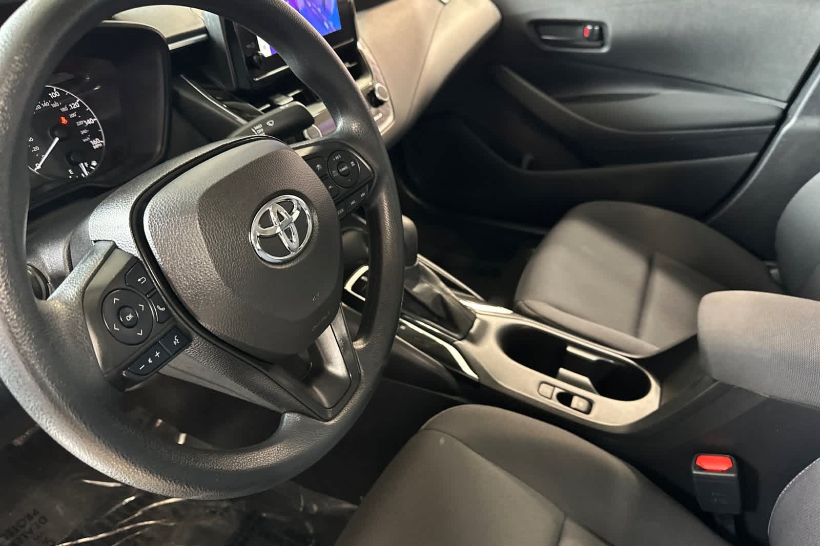 Vehicle image 11 of 25