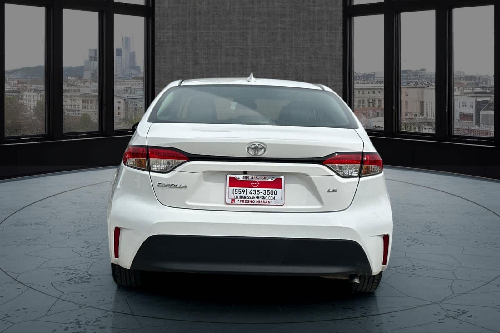 Vehicle image 5 of 25