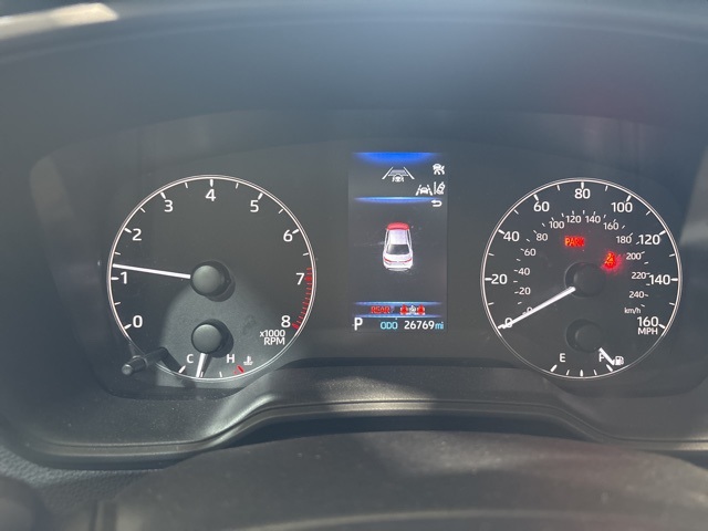 Vehicle image 24 of 28