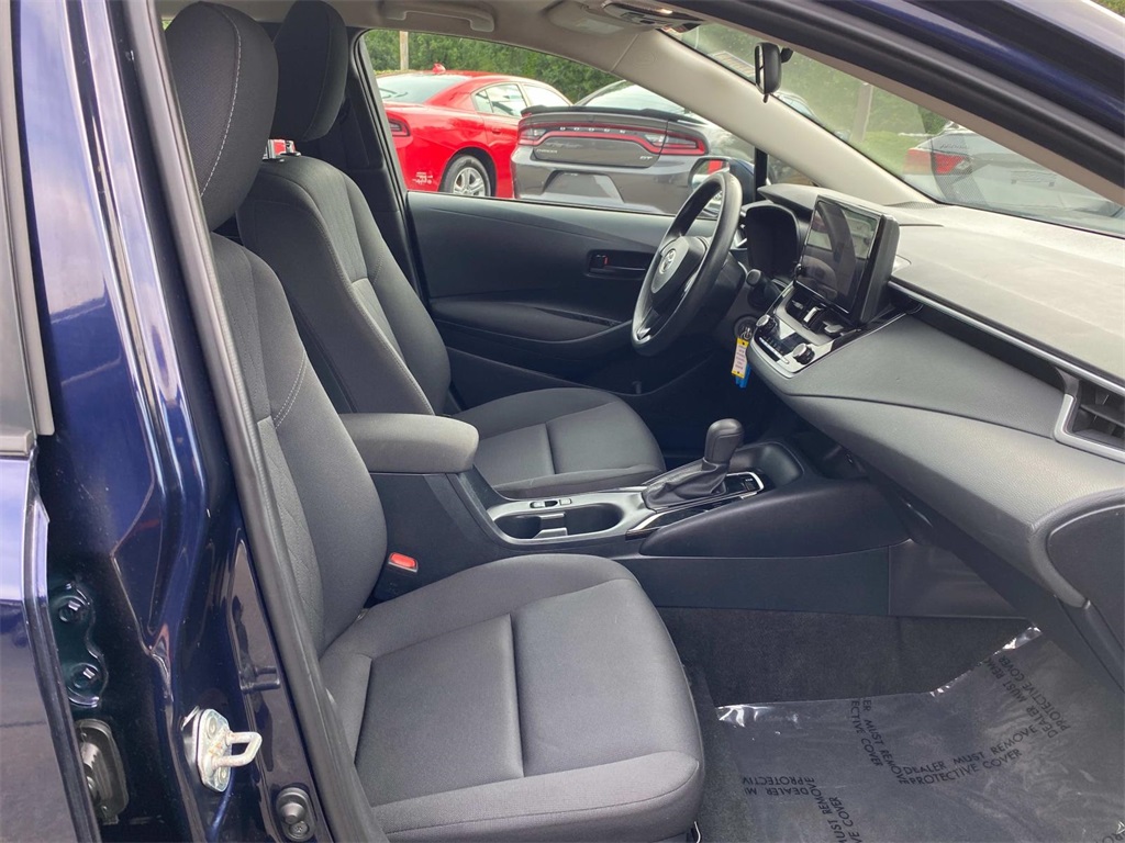 Vehicle image 14 of 35