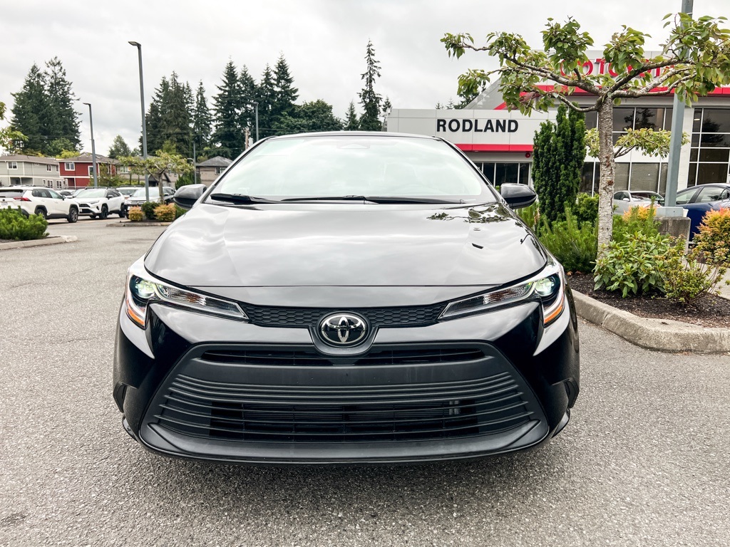 Vehicle image 2 of 20