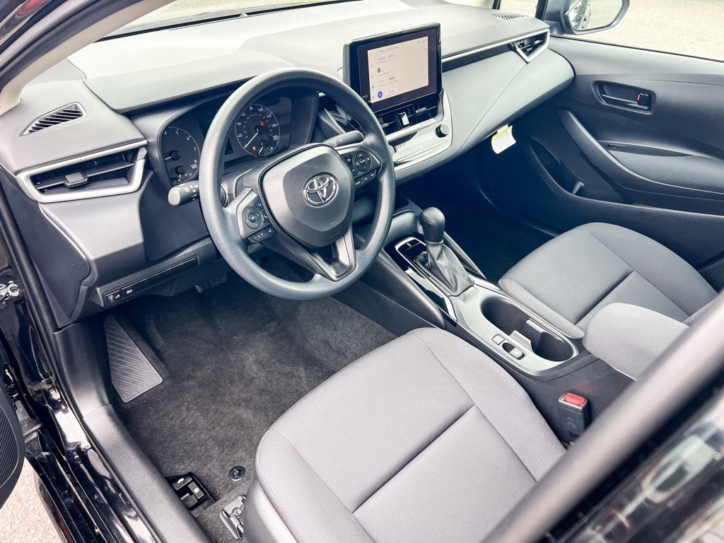Vehicle image 13 of 20