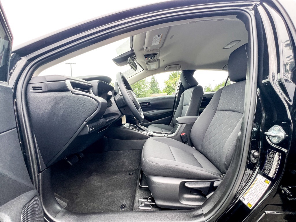 Vehicle image 12 of 20