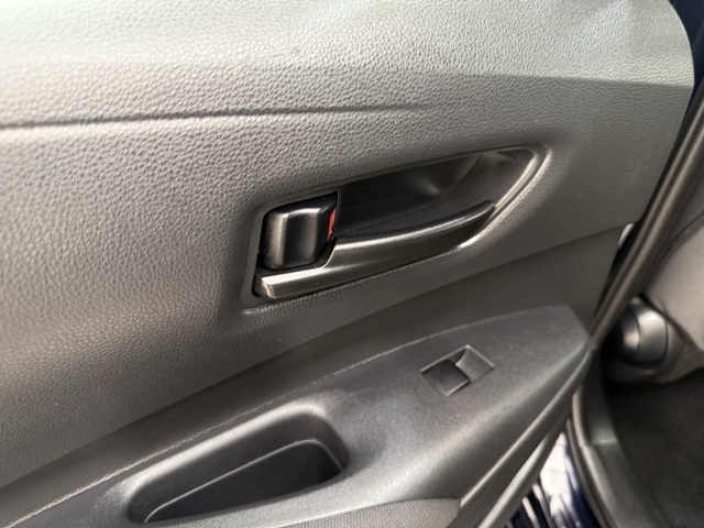 Vehicle image 22 of 39