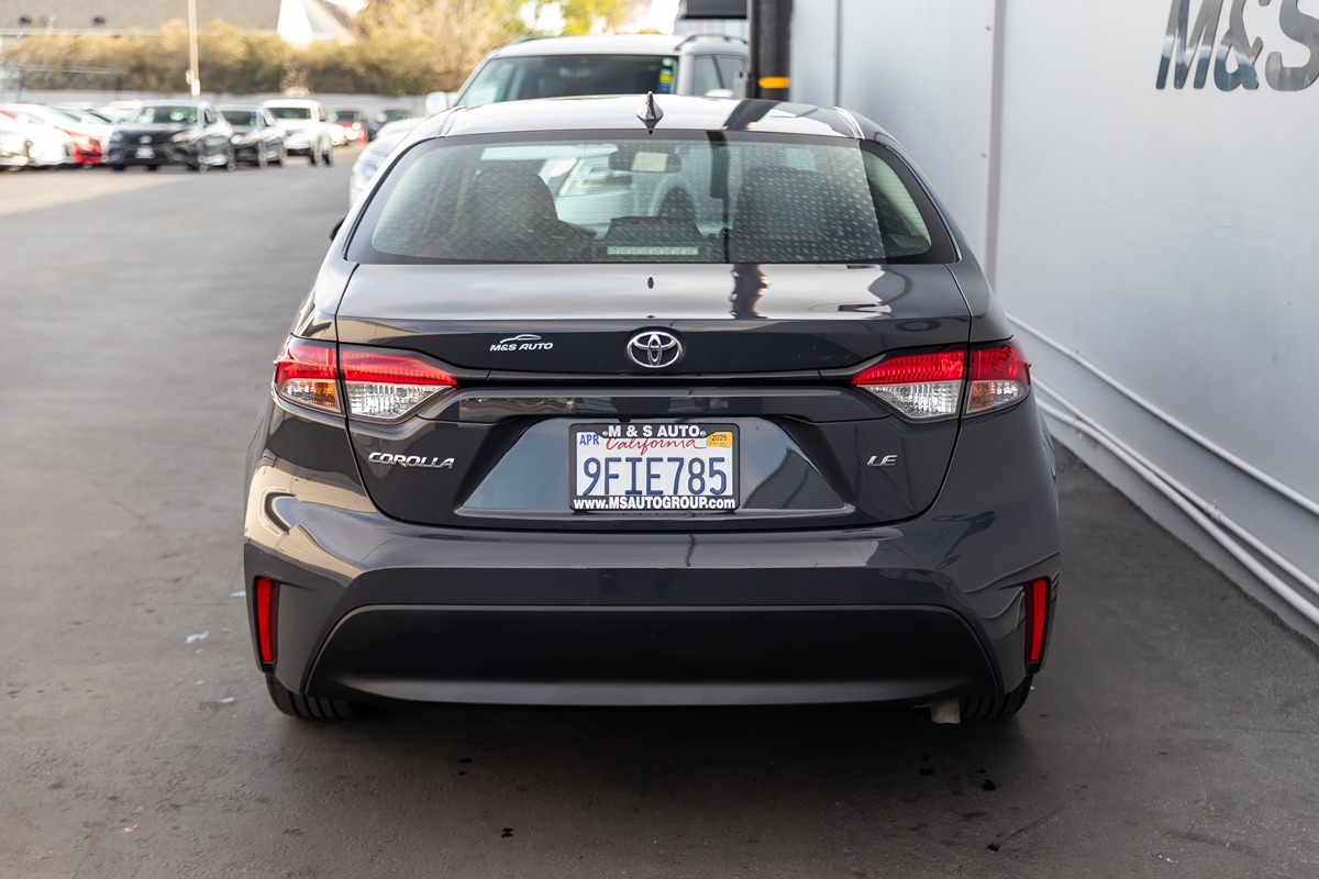 Vehicle image 4 of 16
