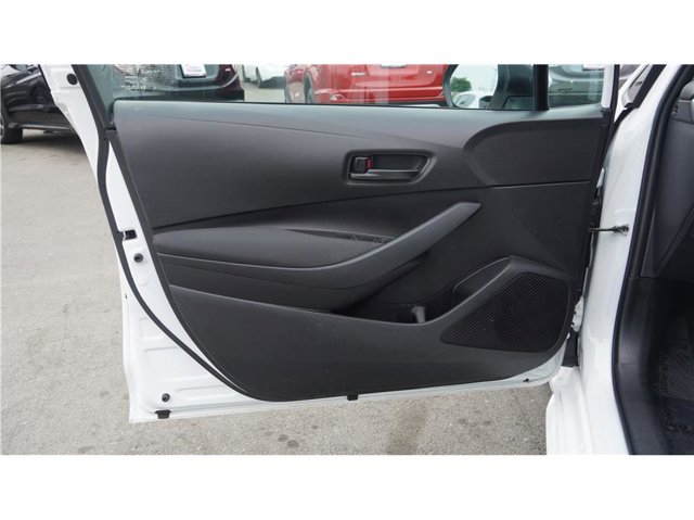 Vehicle image 11 of 29