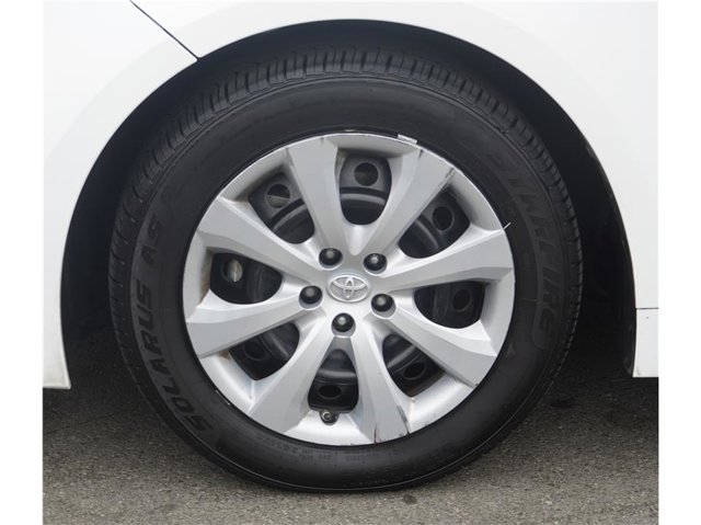 Vehicle image 10 of 29