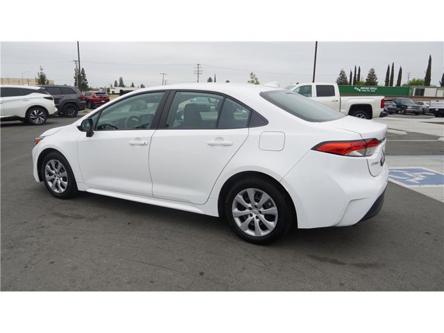 Vehicle image 8 of 29
