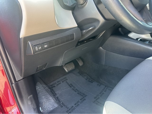 Vehicle image 31 of 40