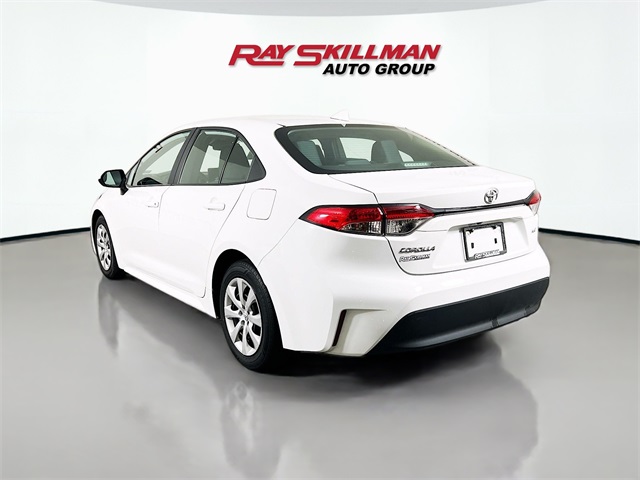 Vehicle image 7 of 38