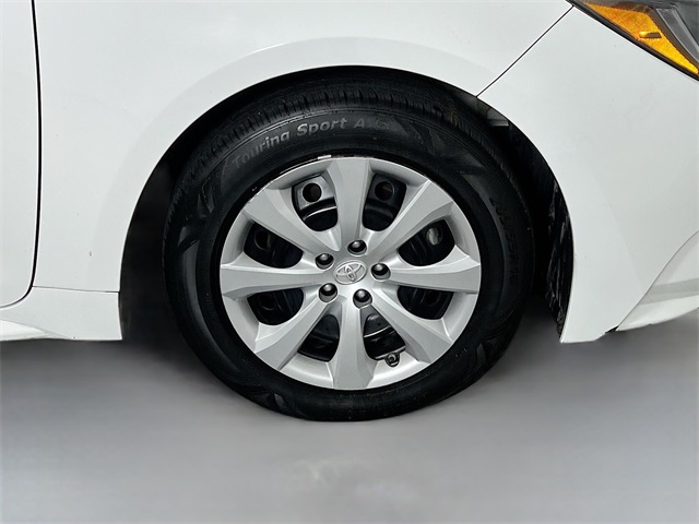 Vehicle image 12 of 38