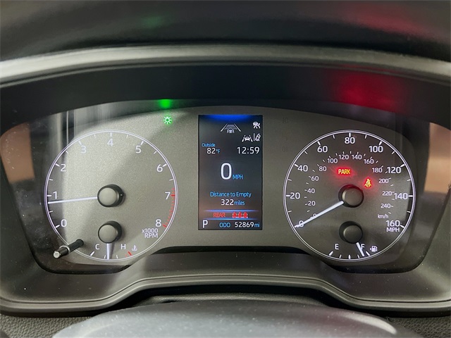Vehicle image 21 of 38