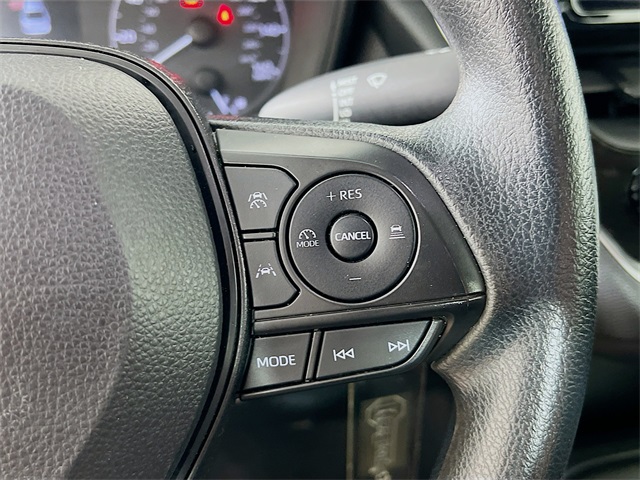 Vehicle image 29 of 38