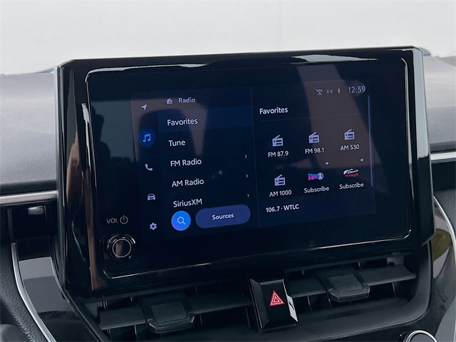 Vehicle image 24 of 38