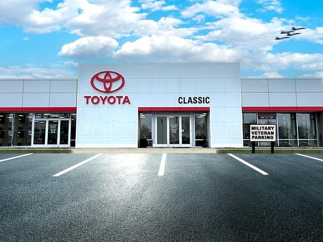 Vehicle image 12 of 25