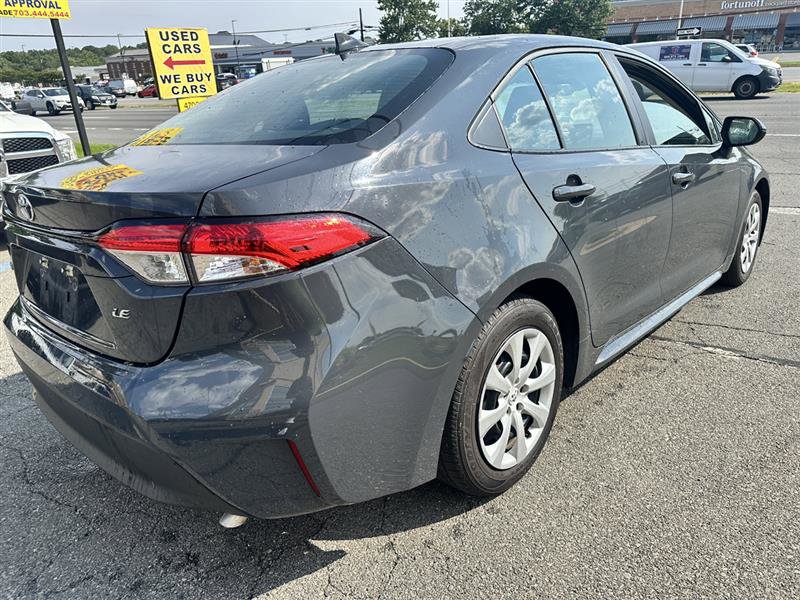 2023 Toyota Corolla LE Image 3 of 12