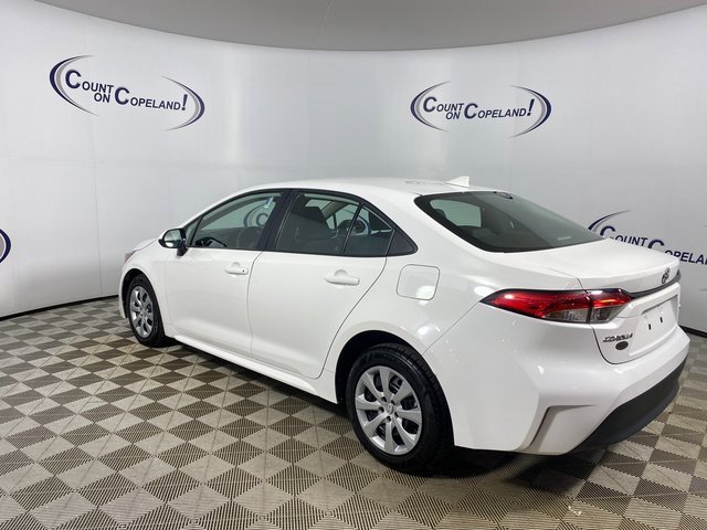 Vehicle image 6 of 23
