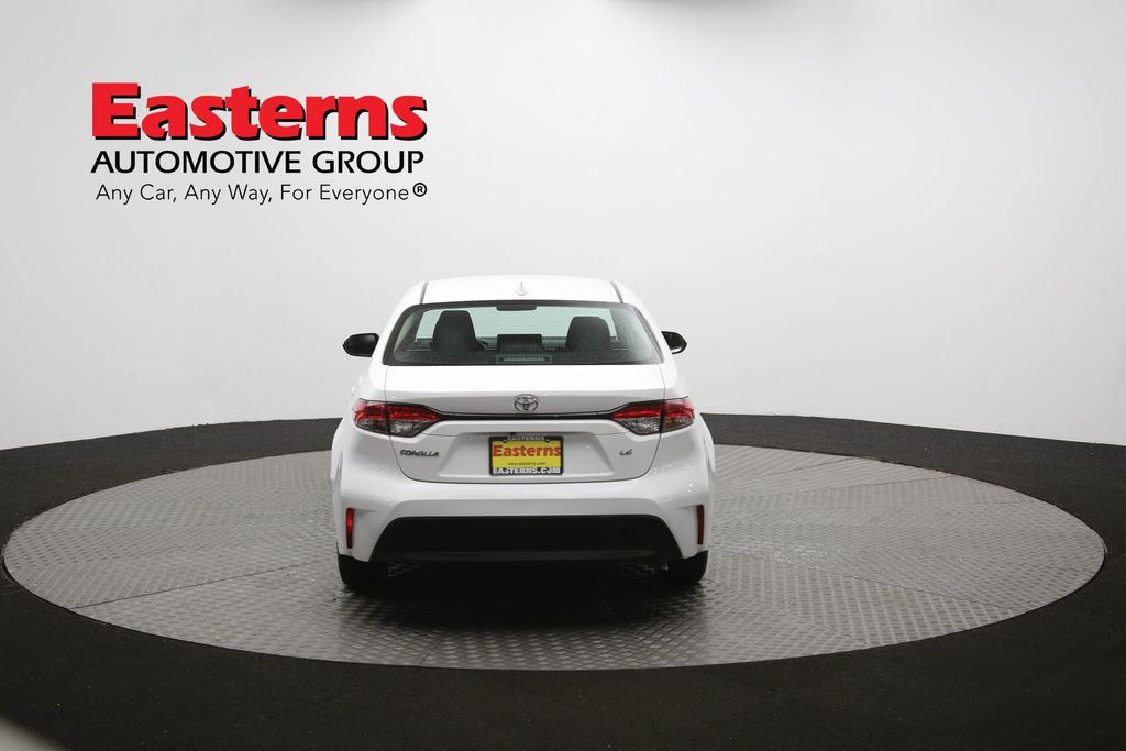 Vehicle image 5 of 59
