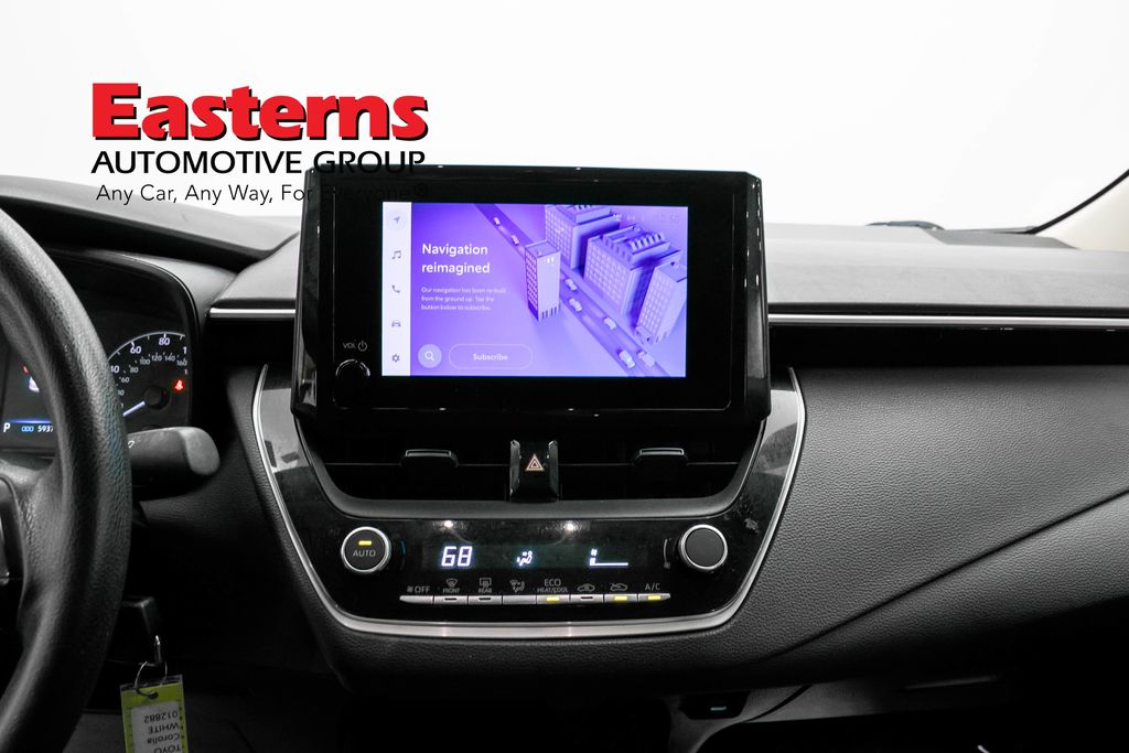 Vehicle image 41 of 59