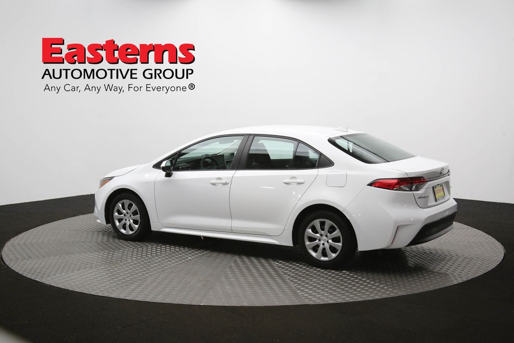 Vehicle image 36 of 59