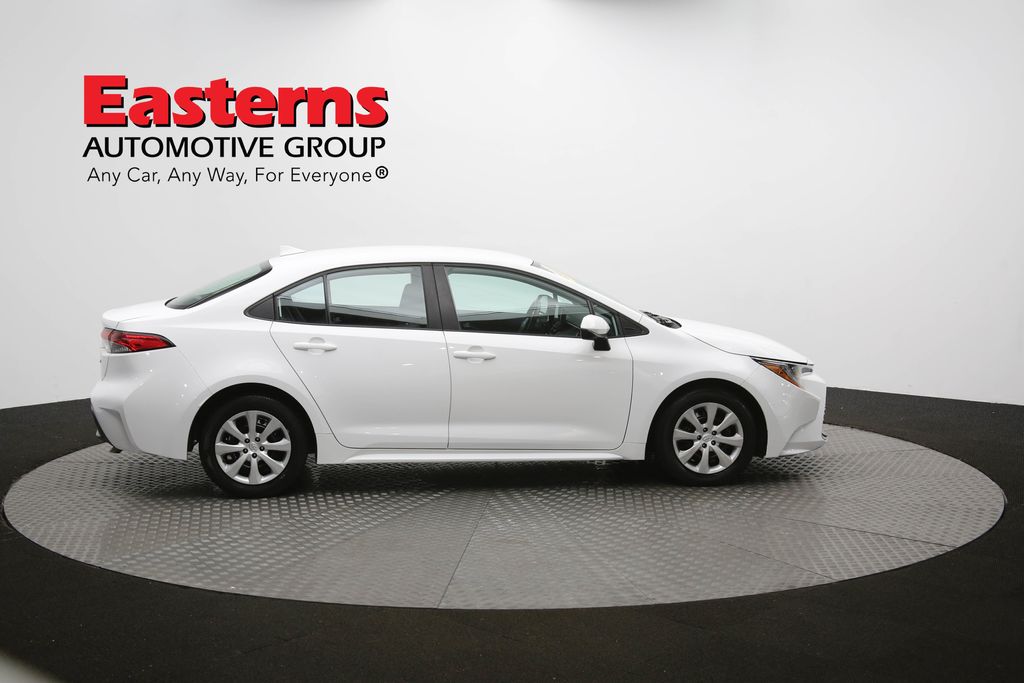 Vehicle image 22 of 59