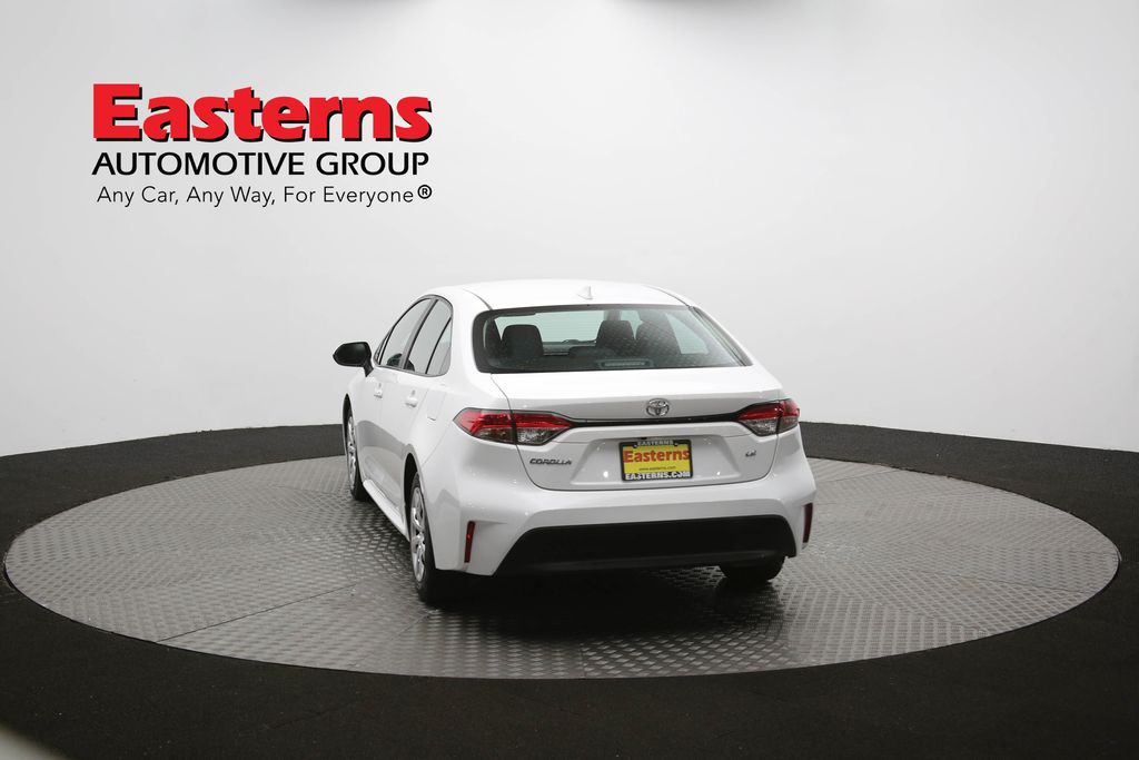 Vehicle image 16 of 59