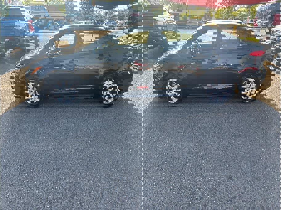Vehicle image 2 of 22