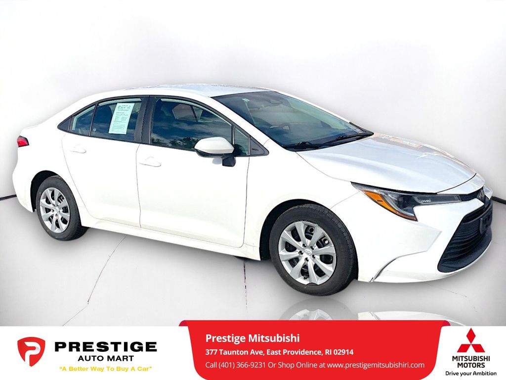 2023 Toyota Corolla LE Image 1 of 31