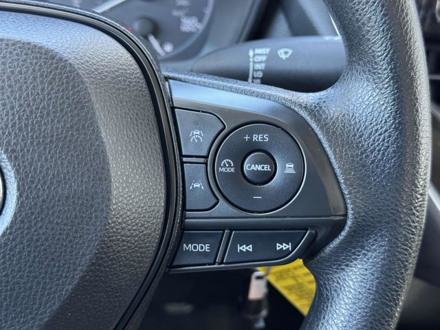 Vehicle image 15 of 27