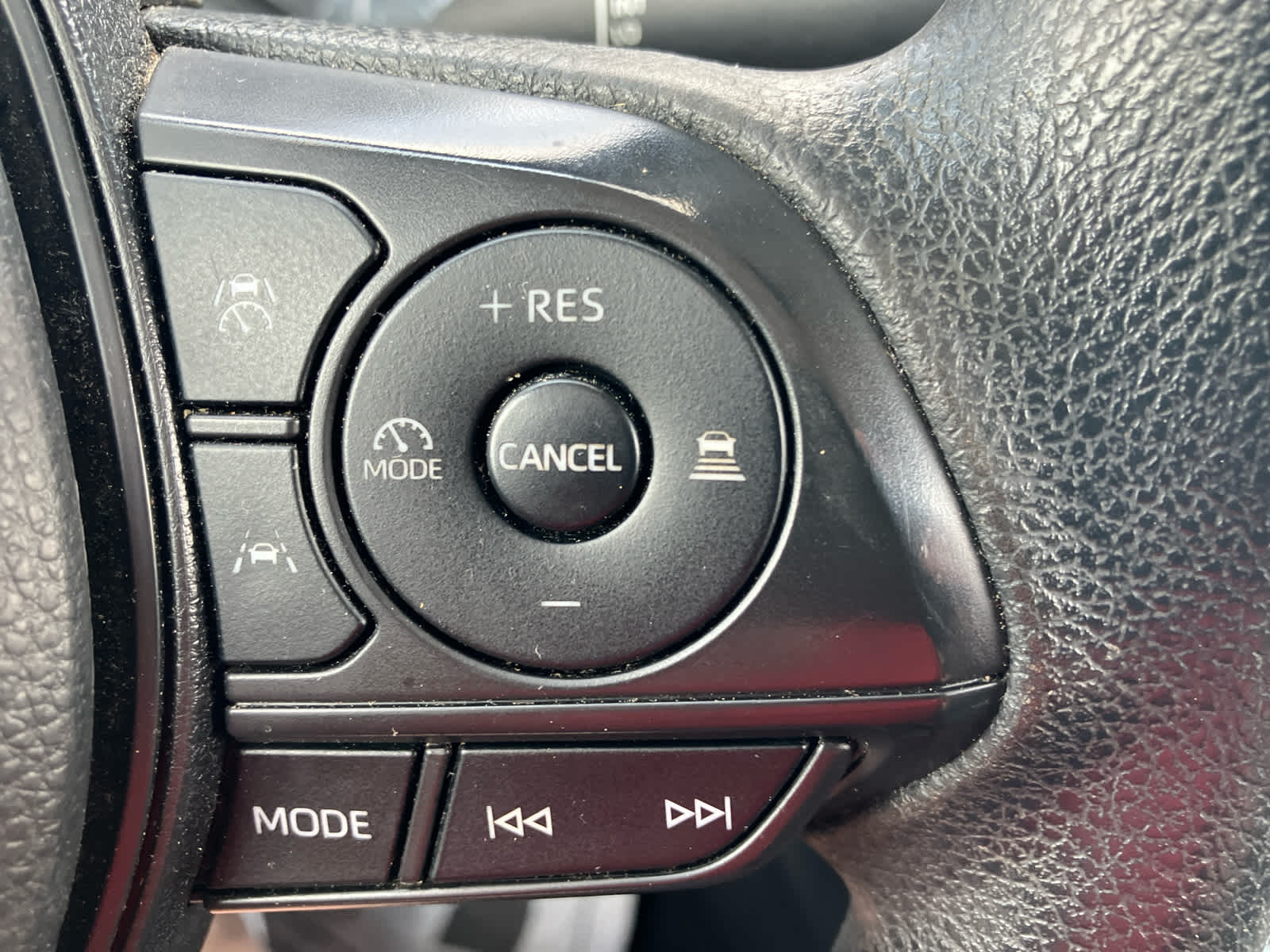 Vehicle image 20 of 29