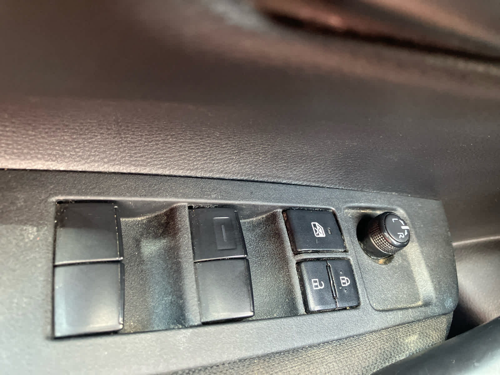 Vehicle image 12 of 29