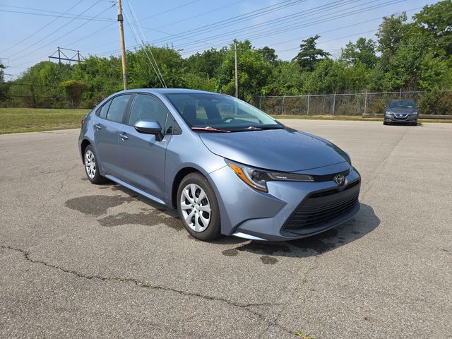 2023 Toyota Corolla LE Image 1 of 35