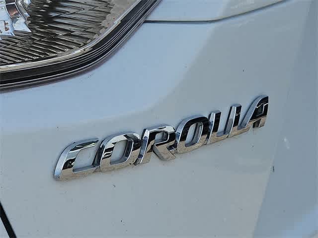 Vehicle image 26 of 29