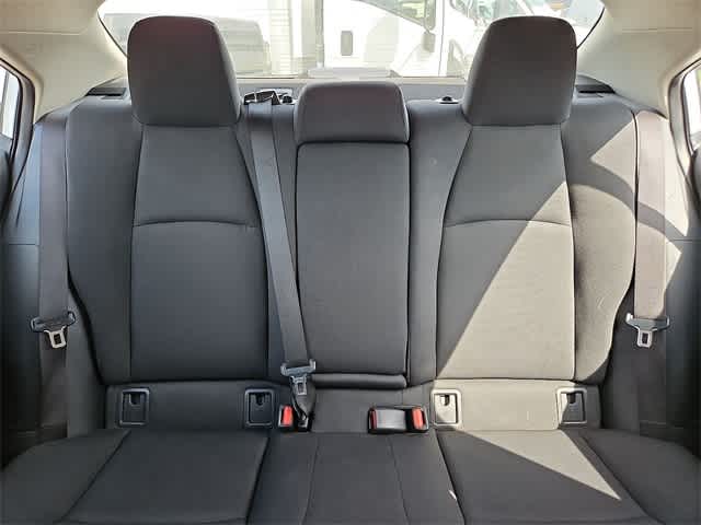 Vehicle image 11 of 29