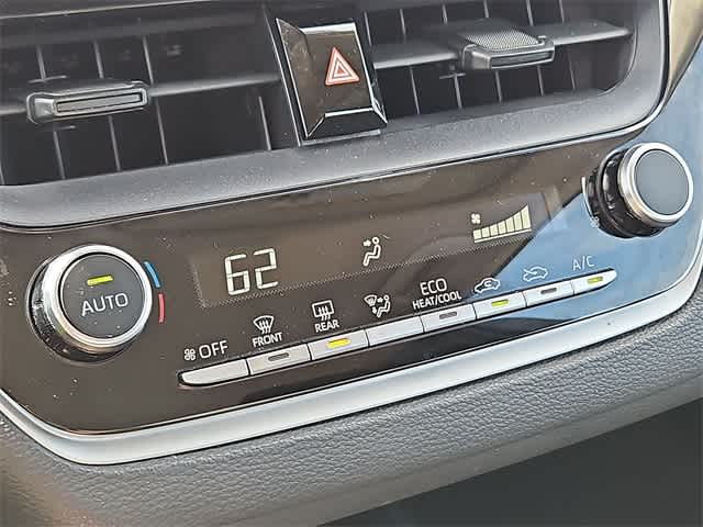Vehicle image 19 of 29