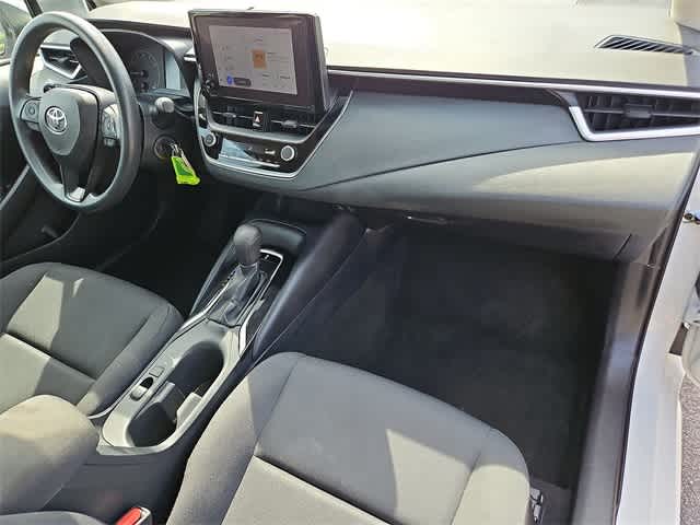 Vehicle image 23 of 29