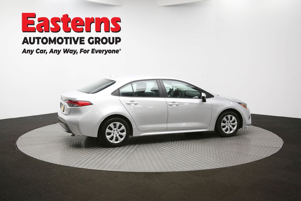 Vehicle image 19 of 61