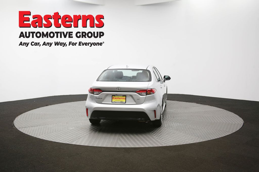 Vehicle image 24 of 61