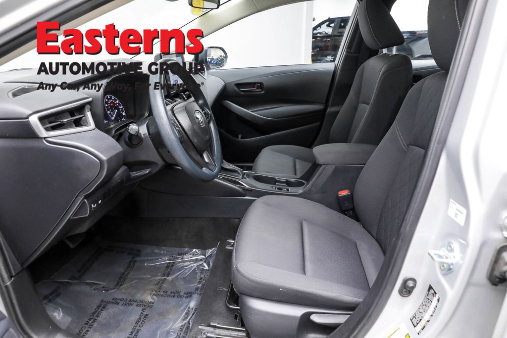 Vehicle image 44 of 61
