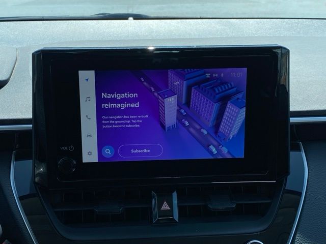 Vehicle image 15 of 21