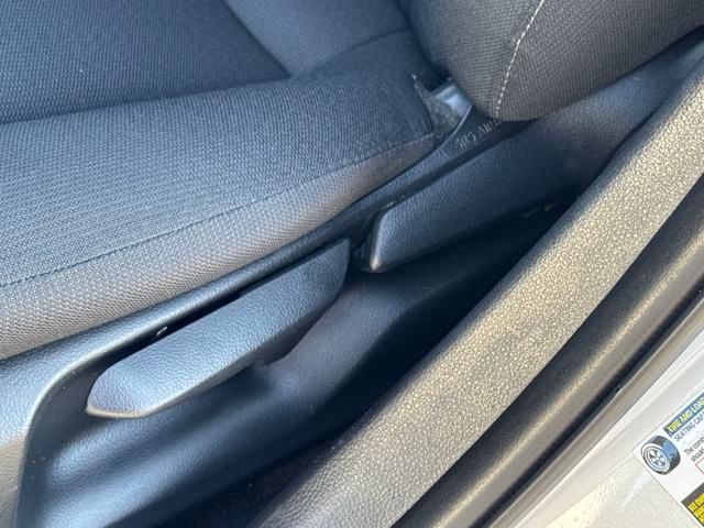 Vehicle image 6 of 26