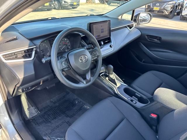 Vehicle image 8 of 26