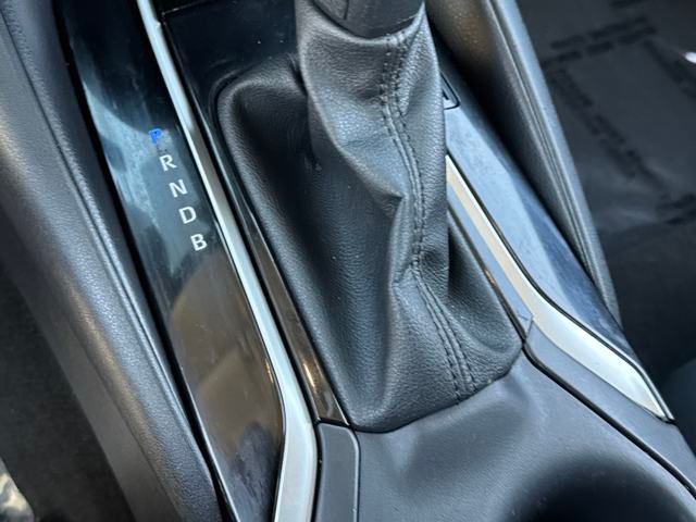 Vehicle image 16 of 26