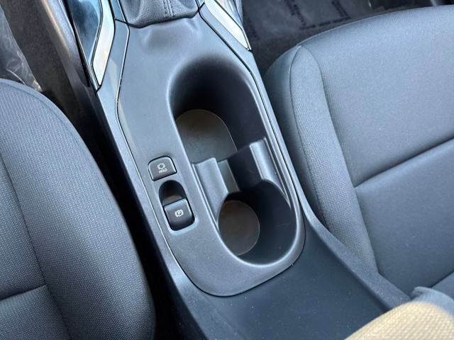 Vehicle image 18 of 26