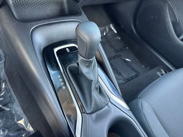 Vehicle image 17 of 26
