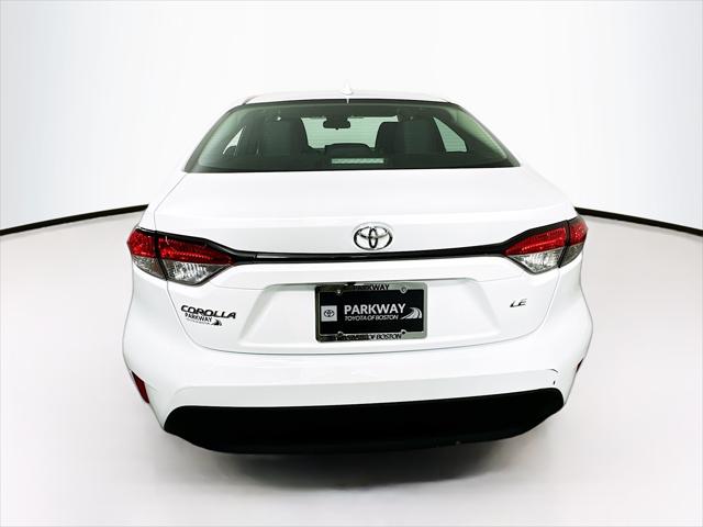 Vehicle image 4 of 23